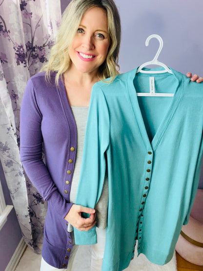 The Yvonne Snap Cardi in Ash Mint